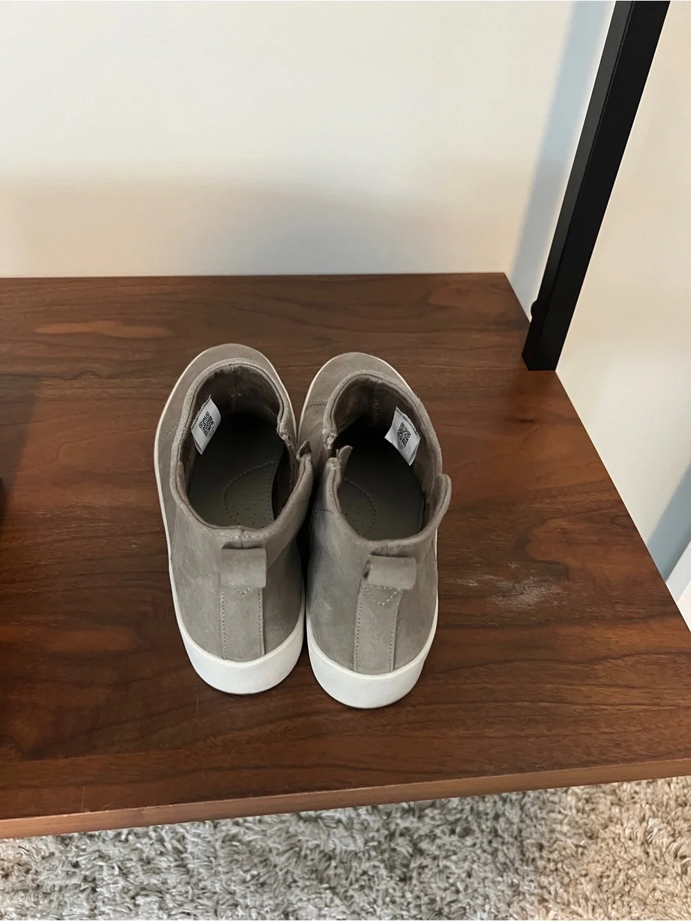 Toms worn once